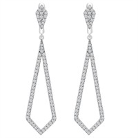 1.28 ct Round Cut Diamond Chandelier Earrings in 14 kt White Gold 1.28 ct Round Cut Diamond Chandelier Earrings in 14 kt White Gold