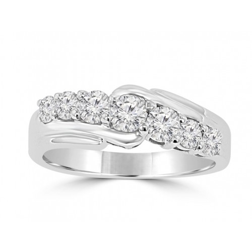 1.15 ct Round Cut Diamond Wedding Band Ring in Prong Setting