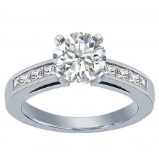 1.50 ct Ladies Round Cut Diamond Engagement Ring With Princess Cut's On the Side 1.50 ct Ladies Round Cut Diamond Engagement Ring With Princess Cut's On the Side