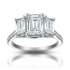 2.10 ct Ladies Emerald Cut Diamond Engagement Ring 2.10 ct Ladies Emerald Cut Diamond Engagement Ring